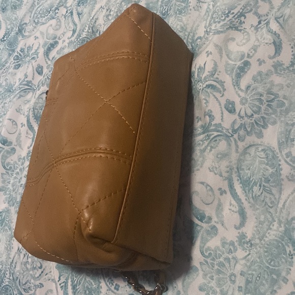 Authentic Lambskin Chanel bag - Picture 12 of 12